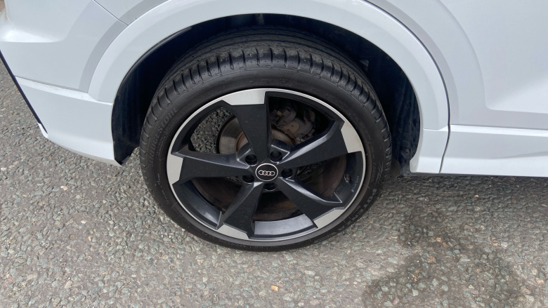 Audi Q2 35 TFSI Black Edition 5dr Petrol Estate